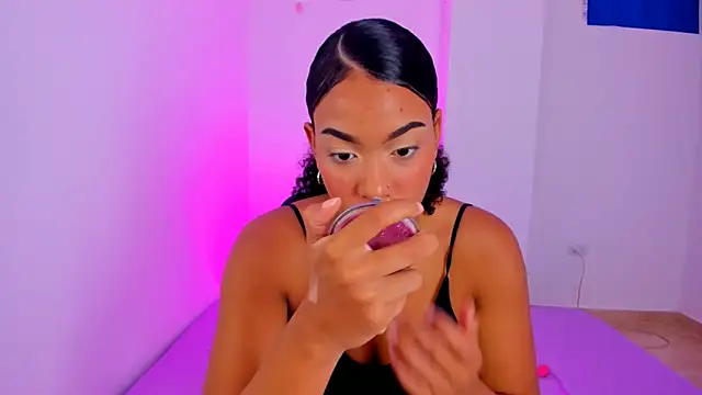 sasha fox00 online show from February 11, 2026, 5:23 am