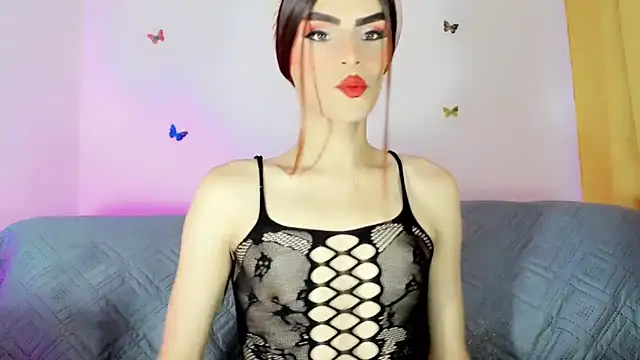 TatiGil online show from May 5, 2026, 9:34 pm