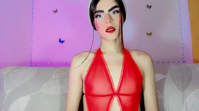 TatiGil online show from June 2, 2026, 8:33 pm