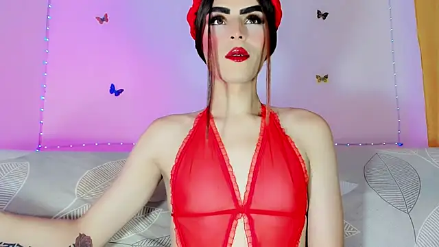 TatiGil online show from July 25, 2026, 7:33 pm