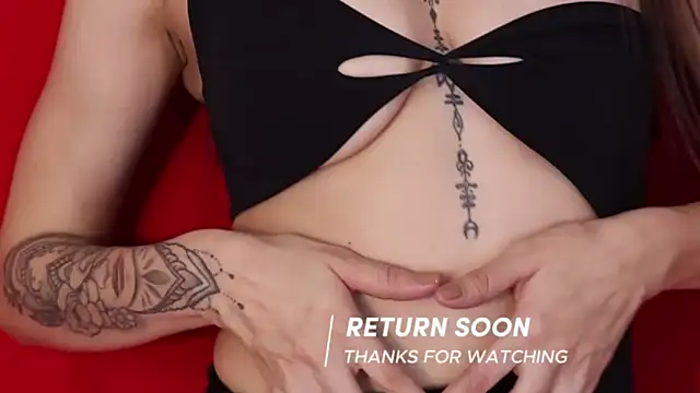 Snapshot of viooletaa chatting on October 6, 2025, 6:27 pm viooletaa online show from October 6, 2025, 6:27 pm