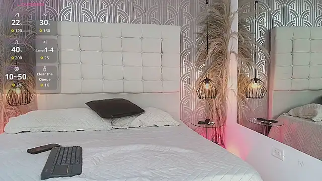 LeylaRangel online show from November 22, 2025, 4:11 am