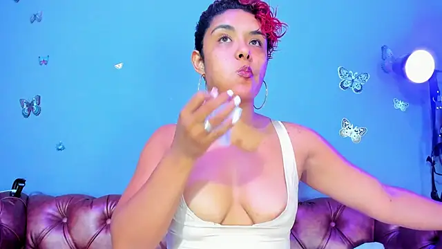 Kaira mosse online show from May 5, 2026, 10:56 am