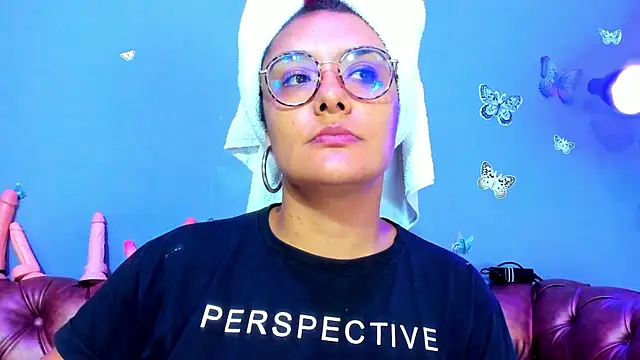 Kaira mosse online show from May 28, 2026, 11:51 am