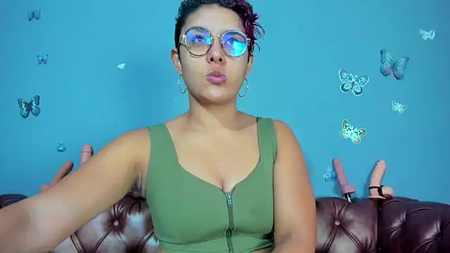 Kaira mosse online show from July 12, 2026, 11:45 am