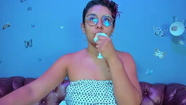 Kaira mosse online show from July 31, 2026, 11:53 am