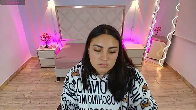 Brendda tay online show from February 2, 2026, 3:16 am