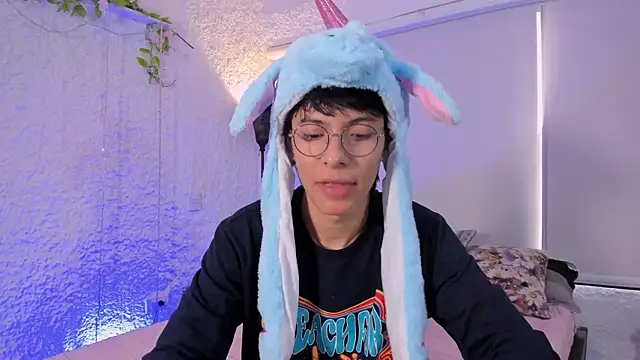 Snapshot of alexandersawyer chatting on February 3, 2025, 11:53 am alexandersawyer online show from February 3, 2025, 11:53 am