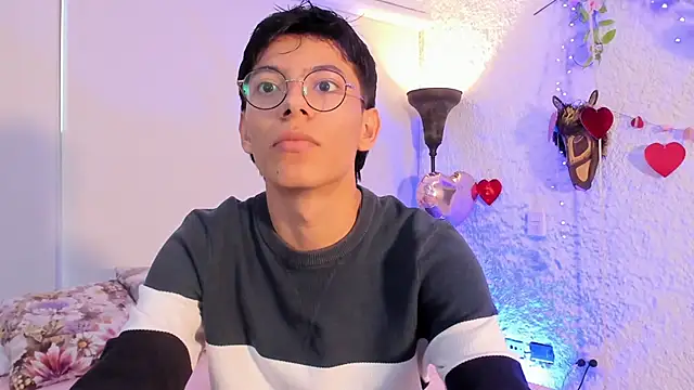 Snapshot of alexandersawyer chatting on February 19, 2025, 11:38 am alexandersawyer online show from February 19, 2025, 11:38 am