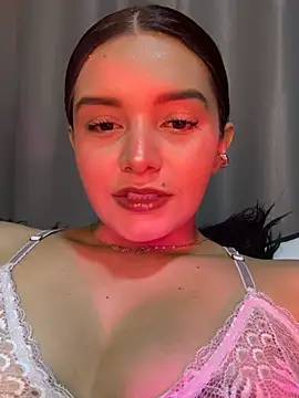 Snapshot of Melanyprada chatting on July 23, 2026, 3:59 am Melanyprada online show from July 23, 2026, 3:59 am