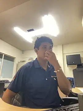 Snapshot of Brencuz chatting on September 15, 2025, 5:02 pm Brencuz online show from September 15, 2025, 5:02 pm