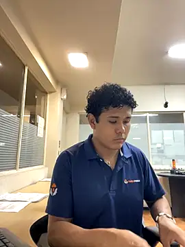 Snapshot of Brencuz chatting on September 24, 2025, 5:05 pm Brencuz online show from September 24, 2025, 5:05 pm