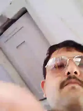 Snapshot of Akhil3290 chatting on January 22, 2025, 11:34 am Akhil3290 online show from January 22, 2025, 11:34 am