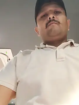 Snapshot of Akhil3290 chatting on March 11, 2025, 4:07 pm Akhil3290 online show from March 11, 2025, 4:07 pm