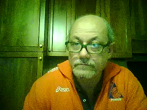 Snapshot of gianbragallini chatting on December 24, 2024, 12:00 am gianbragallini online show from December 24, 2024, 12:00 am