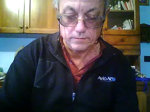 Snapshot of gianbragallini chatting on October 29, 2025, 2:41 pm gianbragallini online show from October 29, 2025, 2:41 pm