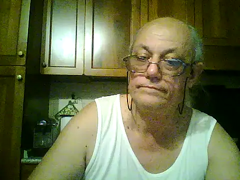 Snapshot of gianbragallini chatting on June 25, 2026, 7:40 pm gianbragallini online show from June 25, 2026, 7:40 pm