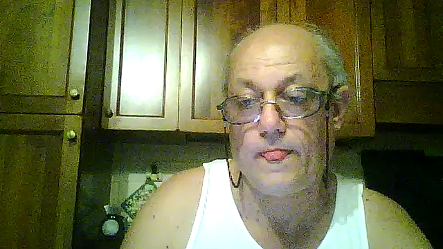 Snapshot of gianbragallini chatting on July 27, 2026, 7:54 pm gianbragallini online show from July 27, 2026, 7:54 pm
