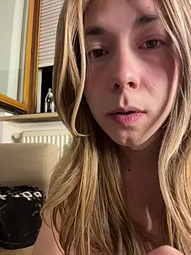 Snapshot of See_my_Boobs_ chatting on November 16, 2025, 9:53 pm See my Boobs online show from November 16, 2025, 9:53 pm