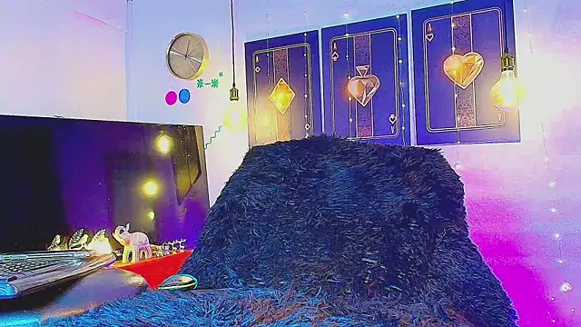 daimond hope666 online show from September 17, 2025, 7:04 pm