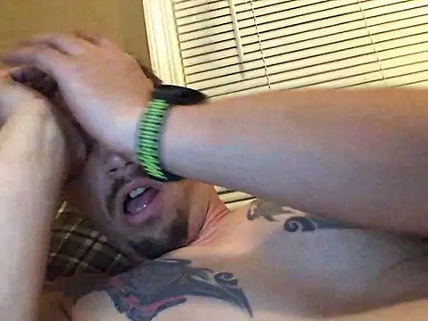 Highfrog1 online show from June 7, 2026, 2:37 am