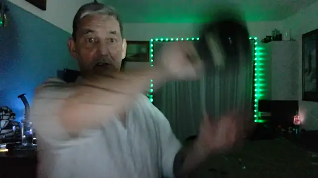 Snapshot of ChunkyMonkey007 chatting on December 24, 2024, 12:11 pm ChunkyMonkey007 online show from December 24, 2024, 12:11 pm