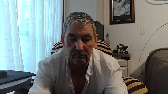 Snapshot of ChunkyMonkey007 chatting on January 25, 2025, 5:18 am ChunkyMonkey007 online show from January 25, 2025, 5:18 am