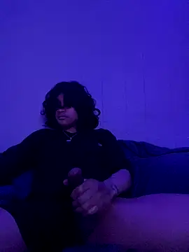 Snapshot of plutomf chatting on December 19, 2025, 8:32 am plutomf online show from December 19, 2025, 8:32 am