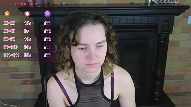 Ellie Sunset online show from May 26, 2026, 6:53 am