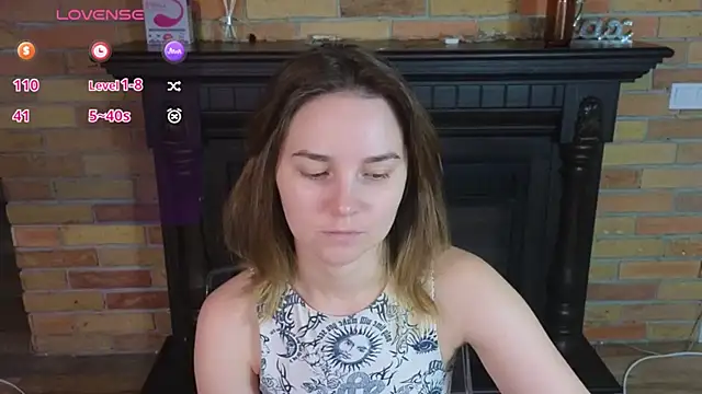 Ellie Sunset online show from July 9, 2026, 8:40 am