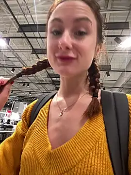 Dina Tease online show from December 6, 2024, 9:21 am