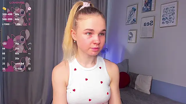 OdetteHarwick online show from December 3, 2025, 9:40 am