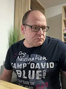 coupleLatinaLovers online show from December 19, 2024, 5:29 am