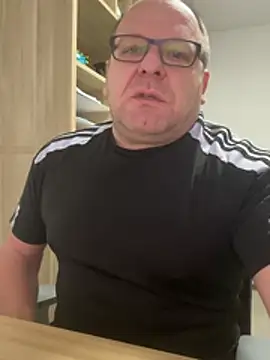 coupleLatinaLovers online show from February 10, 2026, 6:06 am