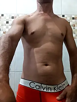 Snapshot of morenogato100 chatting on February 20, 2026, 9:54 am morenogato100 online show from February 20, 2026, 9:54 am