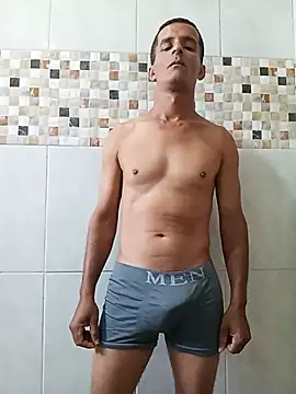 Snapshot of morenogato100 chatting on June 24, 2026, 11:20 am morenogato100 online show from June 24, 2026, 11:20 am