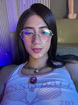 Snapshot of KaitlynLoveCam chatting on June 11, 2026, 12:43 am KaitlynLoveCam online show from June 11, 2026, 12:43 am