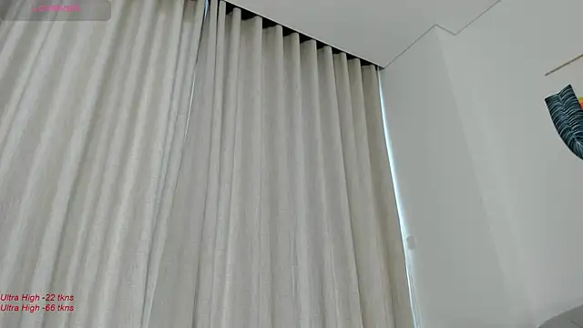 Snapshot of yumisunn chatting on February 19, 2025, 6:00 am yumisunn online show from February 19, 2025, 6:00 am