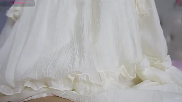 yumisunn online show from February 1, 2026, 11:47 pm