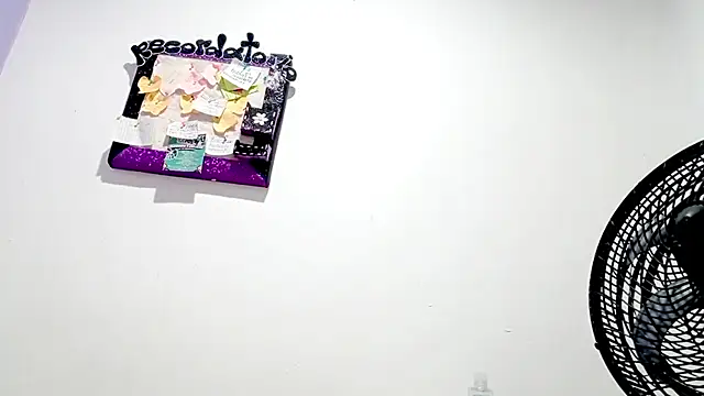 PetiteIvoryQueen19 online show from February 24, 2026, 4:10 am