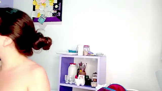 PetiteIvoryQueen19 online show from May 30, 2026, 6:32 am
