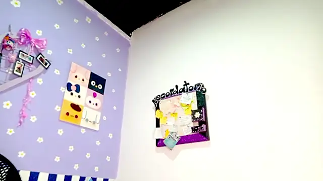 PetiteIvoryQueen19 online show from June 6, 2026, 5:23 am