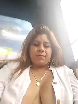 Laura-Hernandez online show from January 7, 2025, 7:06 pm