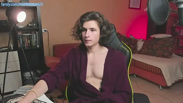 Snapshot of daddyMarty420 chatting on October 31, 2025, 3:40 am daddyMarty420 online show from October 31, 2025, 3:40 am