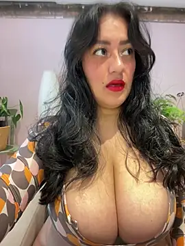Snapshot of Alma- chatting on July 18, 2026, 12:31 pm Alma- online show from July 18, 2026, 12:31 pm