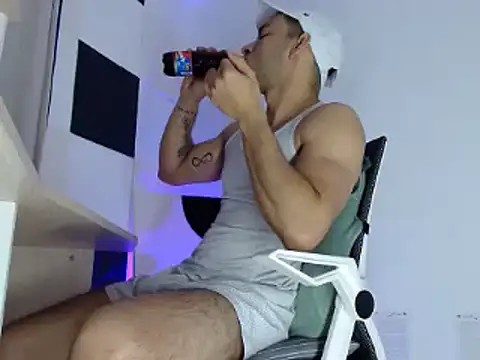 Carringtonhot online show from December 22, 2024, 10:36 pm