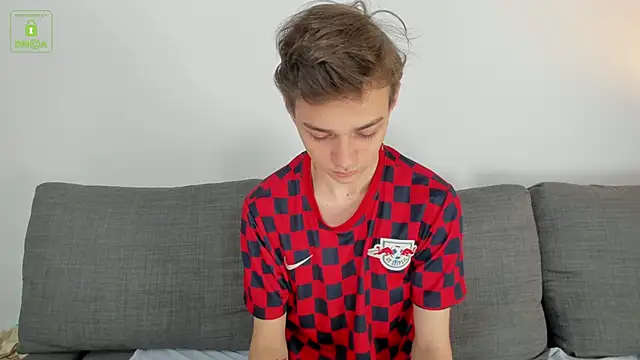 Snapshot of Viego_Pattel chatting on November 13, 2025, 5:23 pm Viego Pattel online show from November 13, 2025, 5:23 pm