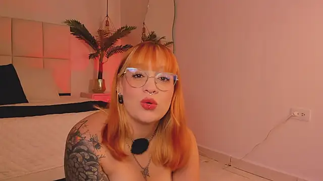 Snapshot of aurora_sweet2 chatting on July 14, 2026, 12:22 pm aurora sweet2 online show from July 14, 2026, 12:22 pm