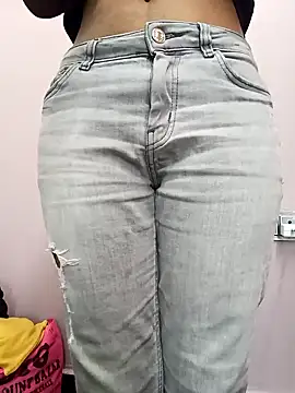 Ananya 34 online show from February 13, 2025, 6:52 am