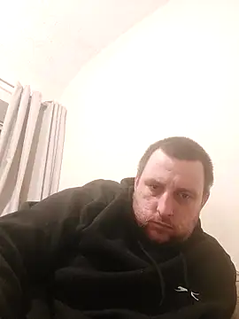 HE-M123 online show from February 22, 2025, 7:47 pm